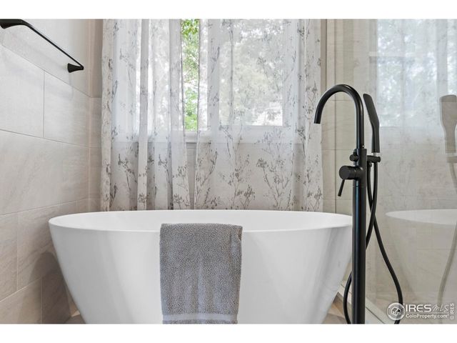 4271 Southshore Ct, Fort Collins, CO 80525