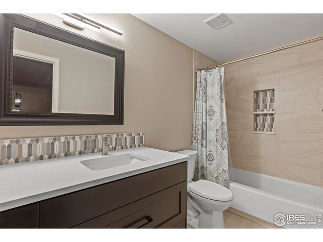 4271 Southshore Ct, Fort Collins, CO 80525