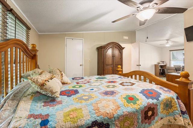 811 SW 21st Street, Mineral Wells, TX 76067