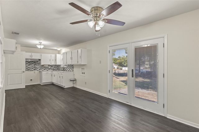 7904 Silverdale Drive, Dallas, TX 75232