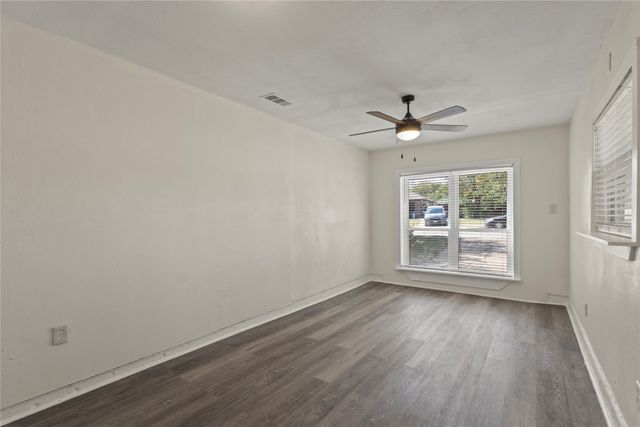 7904 Silverdale Drive, Dallas, TX 75232