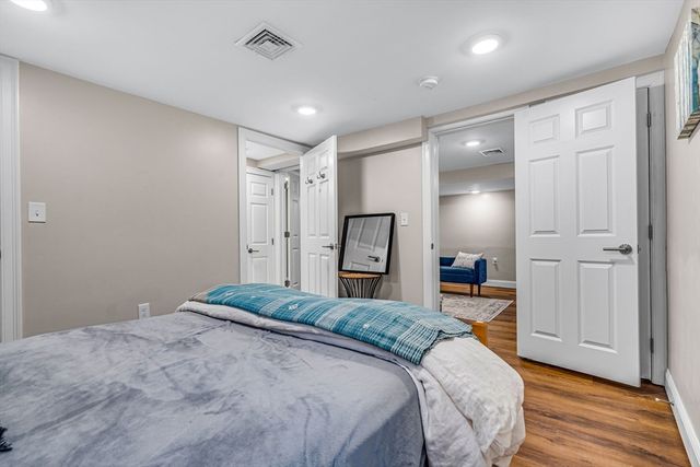 1 Conn Street 1, Woburn, MA 01801