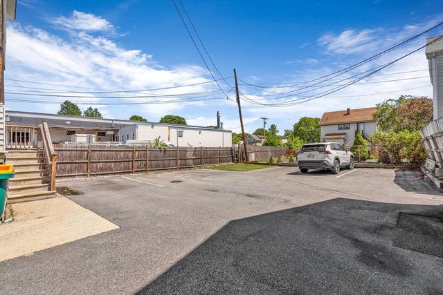 1 Conn Street 1, Woburn, MA 01801