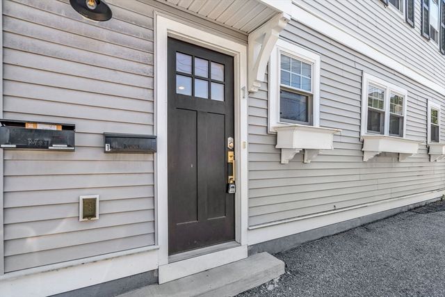 1 Conn Street 1, Woburn, MA 01801