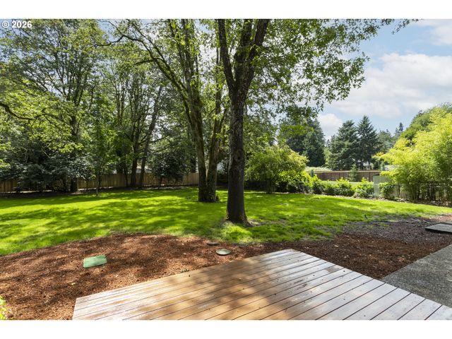6054 CARMAN Dr, Lake Oswego, OR 97035