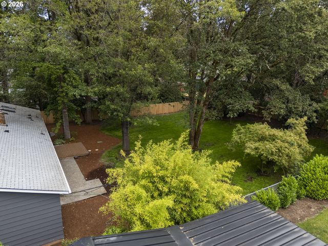 6054 CARMAN Dr, Lake Oswego, OR 97035