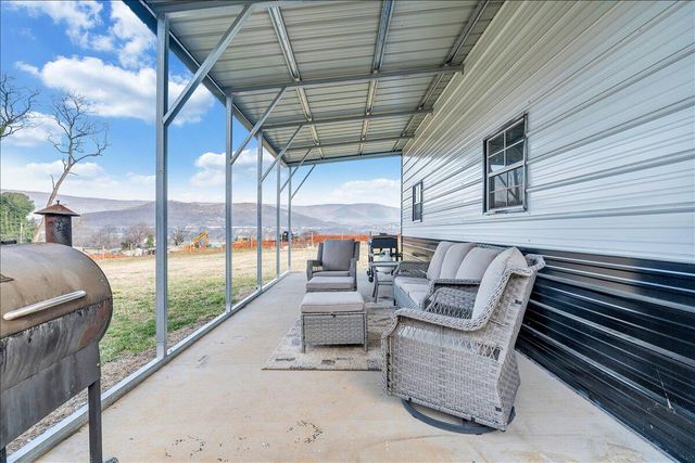 1541 Penley BLVD, Salem, VA 24153