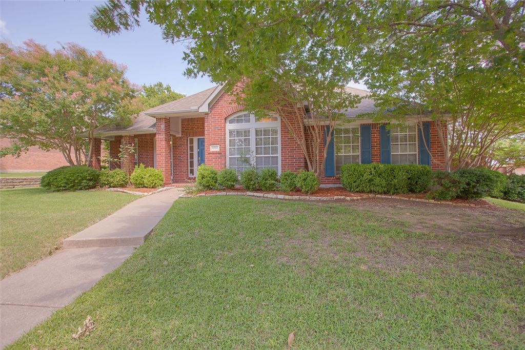 10700 Briar Brook Lane, Frisco, TX 75033