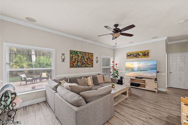 8935 Falcon Pointe LOOP, Fort Myers, FL 33912