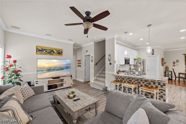 8935 Falcon Pointe LOOP, Fort Myers, FL 33912