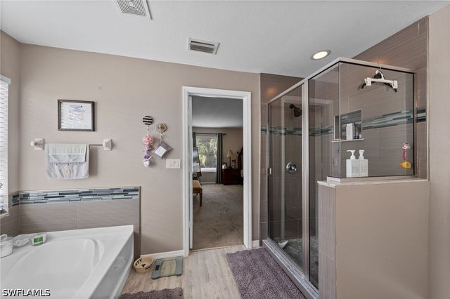 8935 Falcon Pointe LOOP, Fort Myers, FL 33912