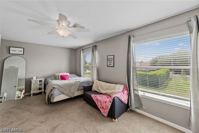 8935 Falcon Pointe LOOP, Fort Myers, FL 33912