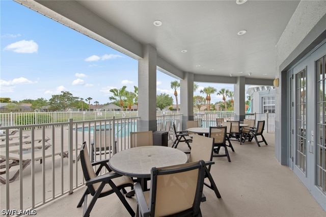 8935 Falcon Pointe LOOP, Fort Myers, FL 33912