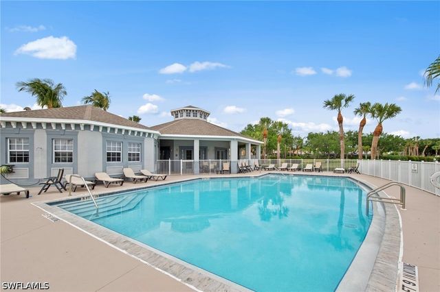 8935 Falcon Pointe LOOP, Fort Myers, FL 33912