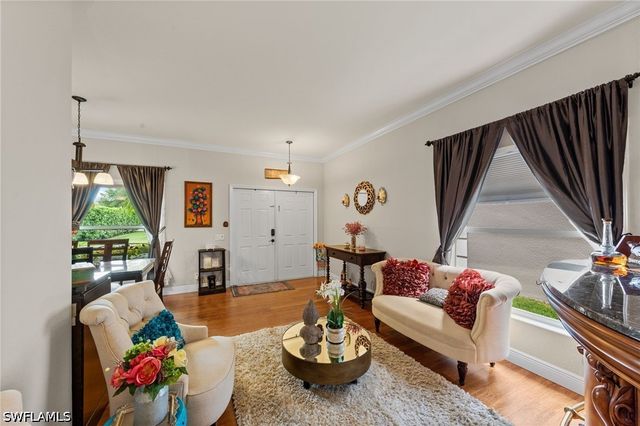 8935 Falcon Pointe LOOP, Fort Myers, FL 33912