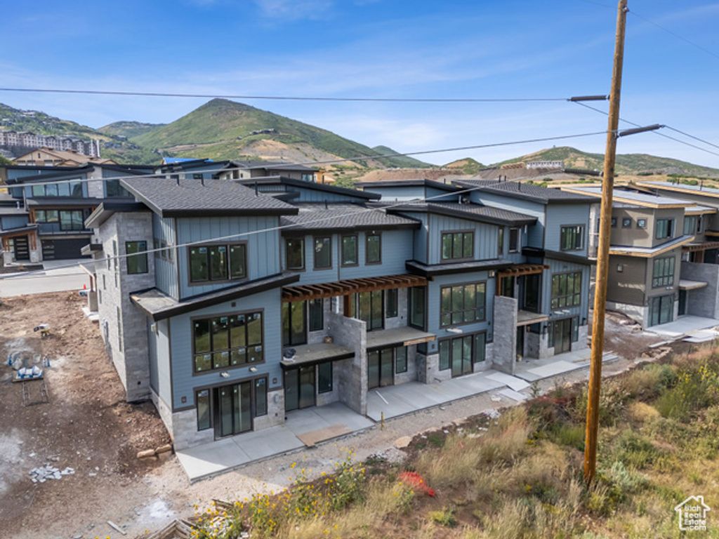 Image 14 of property listing at 1912 W MOCHILA CIR, Keetley, UT 84032