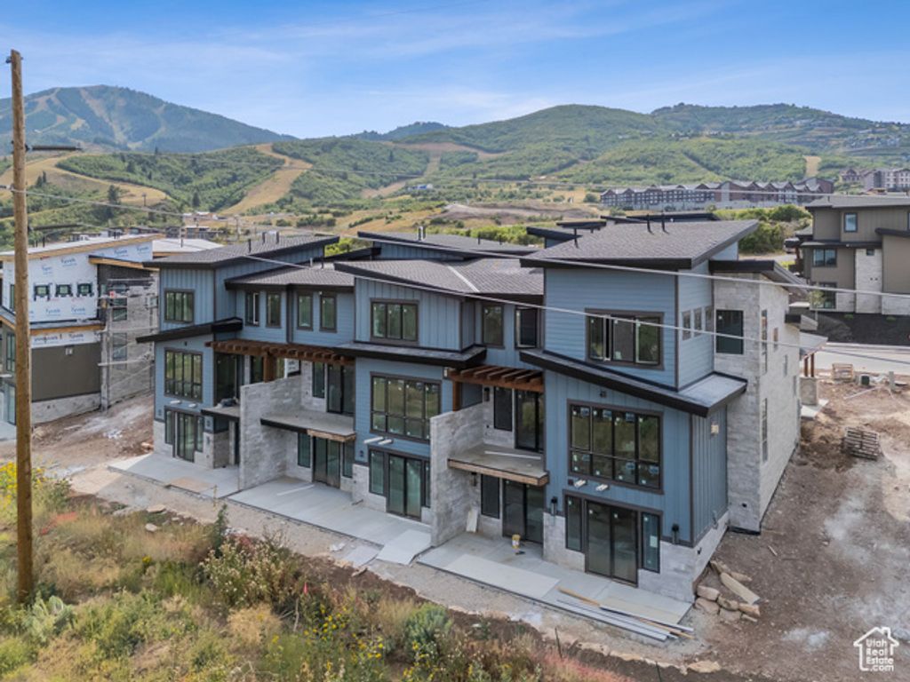 Image 16 of property listing at 1912 W MOCHILA CIR, Keetley, UT 84032