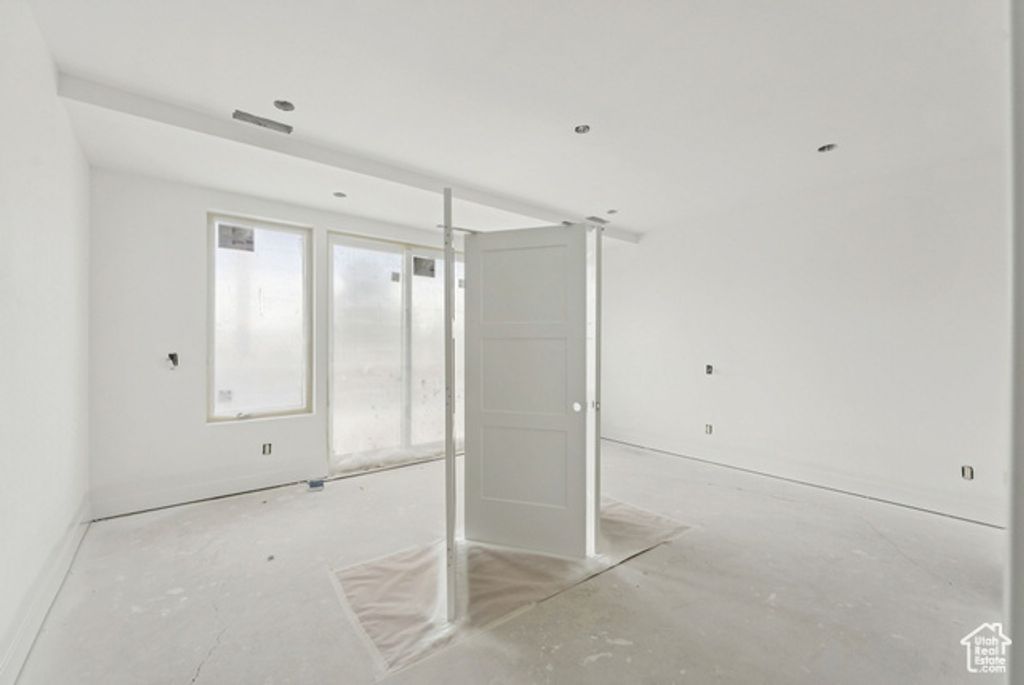 Image 10 of property listing at 1912 W MOCHILA CIR, Keetley, UT 84032