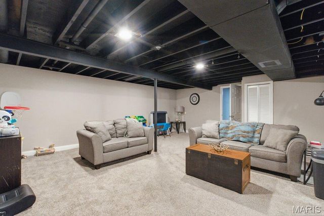1255 Jade Wind Circle, Ballwin, MO 63011