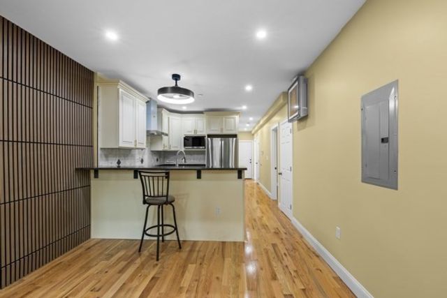 29 Fessenden 1, Boston, MA 02126