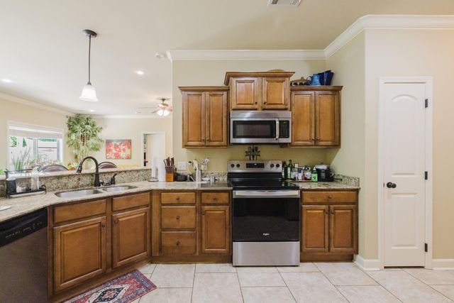 118 Madrid Drive, Benton, AR 72015