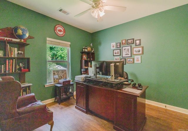 118 Madrid Drive, Benton, AR 72015