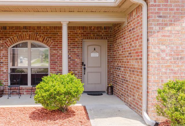 118 Madrid Drive, Benton, AR 72015