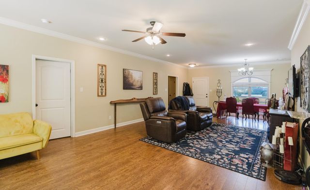 118 Madrid Drive, Benton, AR 72015