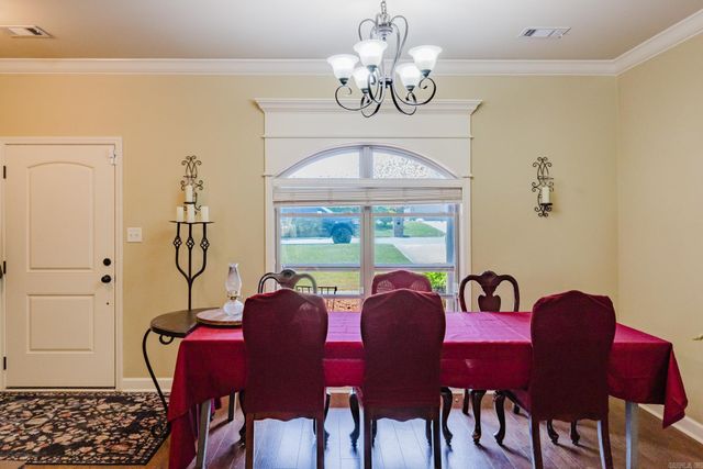 118 Madrid Drive, Benton, AR 72015