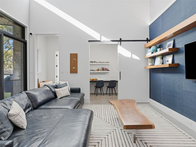 4220 Verano DR, Austin, TX 78735