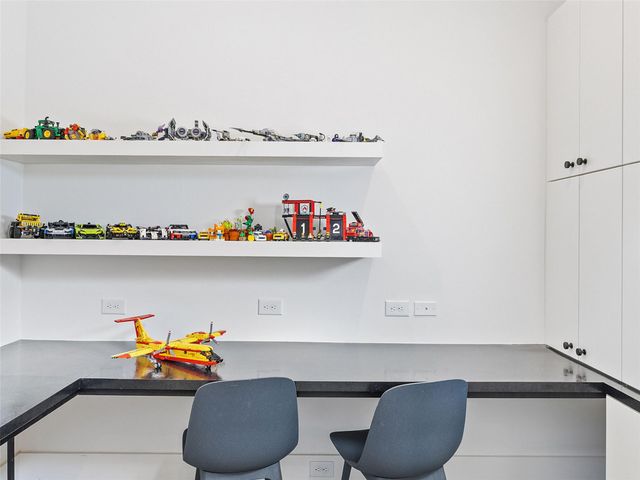 4220 Verano DR, Austin, TX 78735