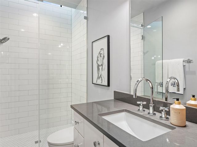 4220 Verano DR, Austin, TX 78735