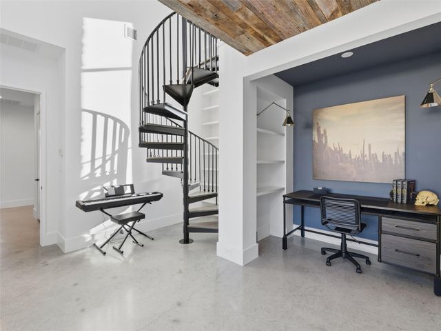 4220 Verano DR, Austin, TX 78735