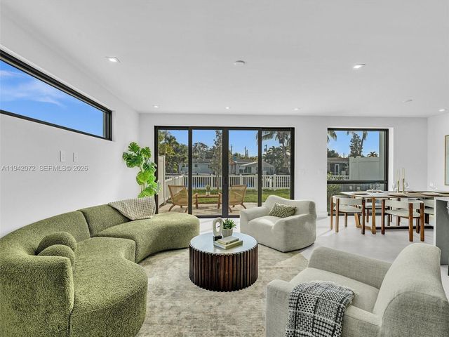 4620 SW 32nd Ave A2, Dania Beach, FL 33312