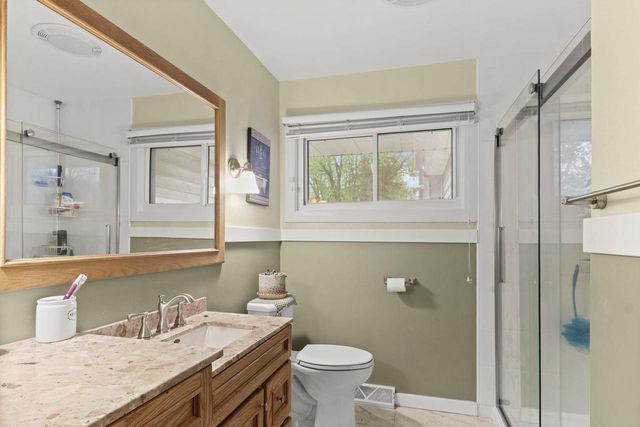 1201 Douglas Trail, Madison, WI 53716