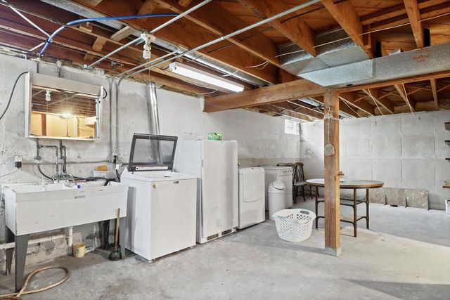 1201 Douglas Trail, Madison, WI 53716
