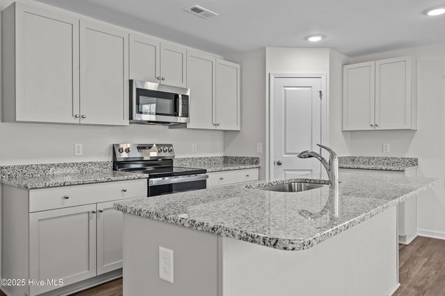 1633 Percheron Path, Fayetteville, NC 28312