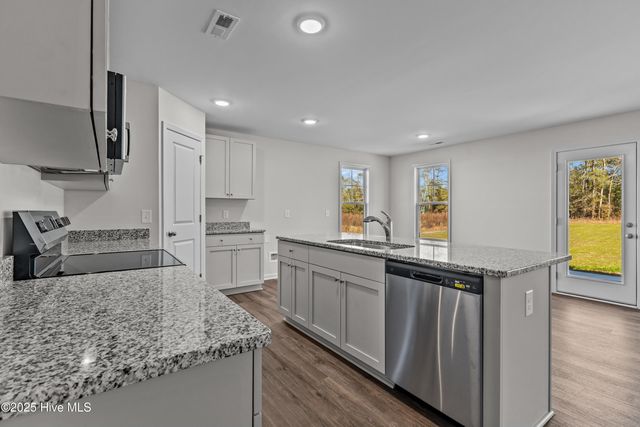 1633 Percheron Path, Fayetteville, NC 28312