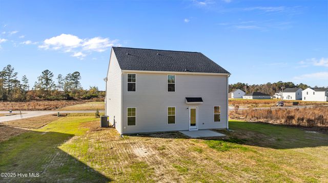 1633 Percheron Path, Fayetteville, NC 28312