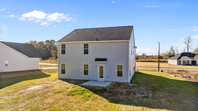 1633 Percheron Path, Fayetteville, NC 28312