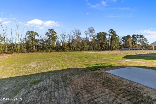 1633 Percheron Path, Fayetteville, NC 28312