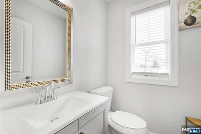 506 Brooklyn Mountain Road, Hopatcong, NJ 07843