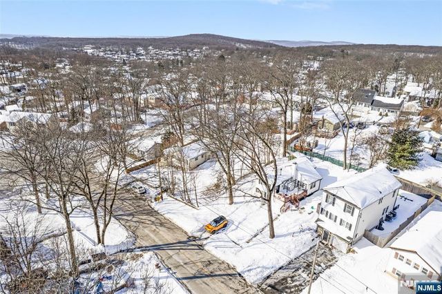 506 Brooklyn Mountain Road, Hopatcong, NJ 07843
