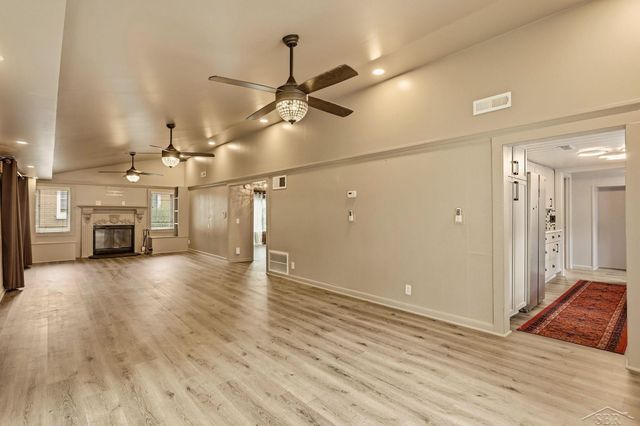 2116 Anderson Road, Saginaw Twp, MI 48603