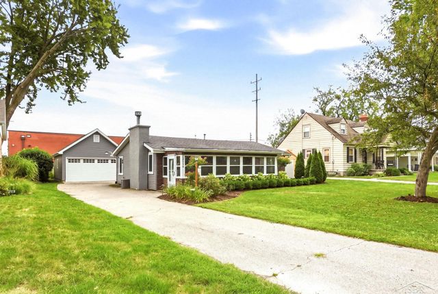 2116 Anderson Road, Saginaw Twp, MI 48603