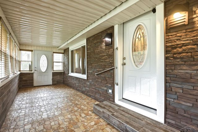2116 Anderson Road, Saginaw Twp, MI 48603