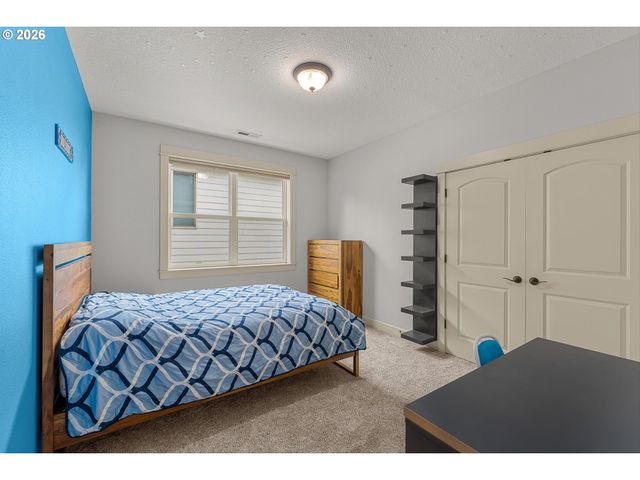 14823 Se LEA St, Happy Valley, OR 97086