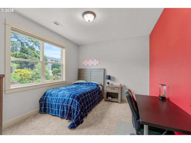 14823 Se LEA St, Happy Valley, OR 97086