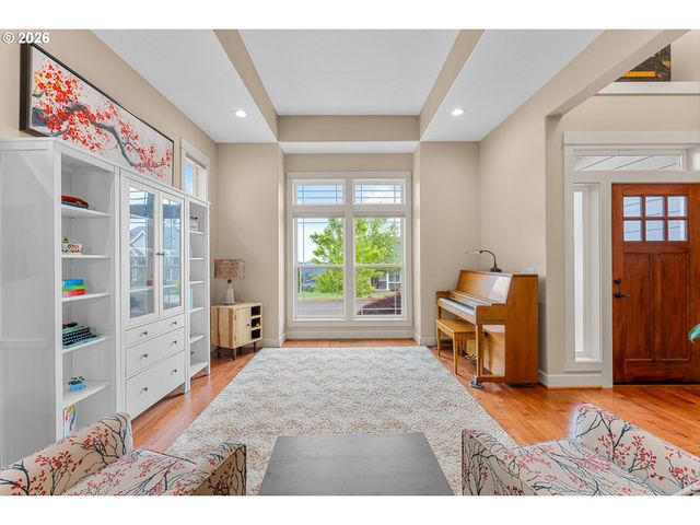 14823 Se LEA St, Happy Valley, OR 97086