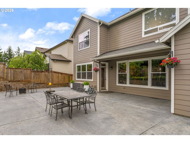 14823 Se LEA St, Happy Valley, OR 97086